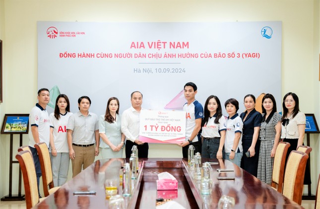 AIA Việt Nam đồng hành cùng 1.000 gia đình và trẻ em chịu ảnh hưởng của bão số 3 Yagi
