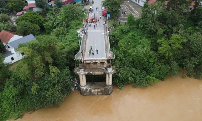 Sập cầu Phong Châu: Một nhà thầu từng tham gia sửa chữa lên tiếng
